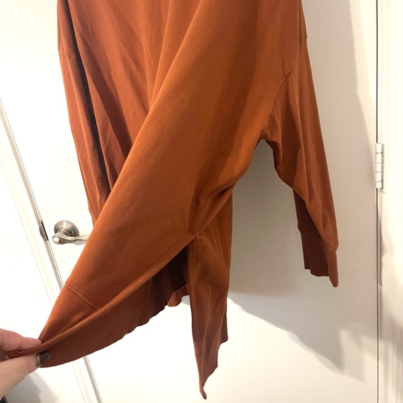 Sweater - Picture 2 of 3